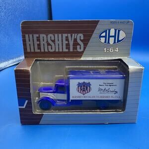 Hershey's AHL American Highway Legends 1:64 Scale Die Cast Metal Truck NIB (C1)